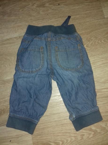 Plátěné kraťasy, next,104