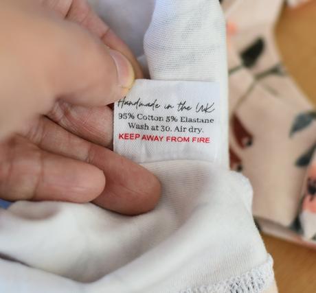 Šaty vel. 0 - 3 m, 62