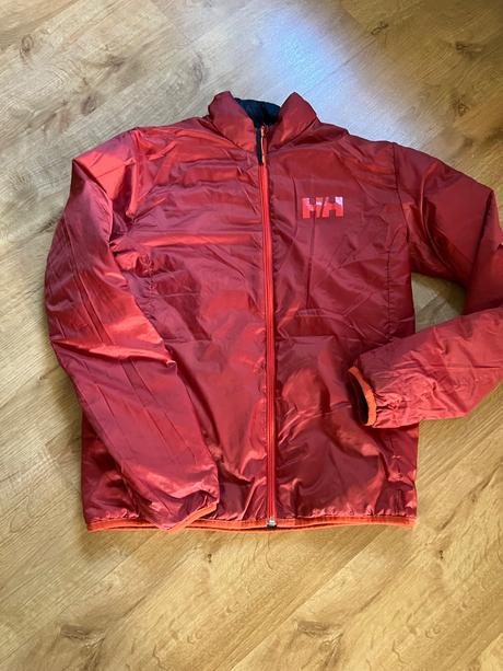 Lehká péřová oboustranná bunda hally hansen, 176