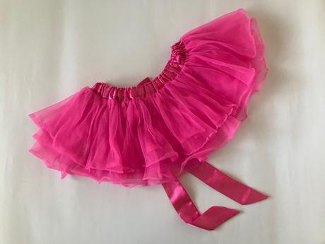 Set s tylovou sukní - 7kusů, 104–116