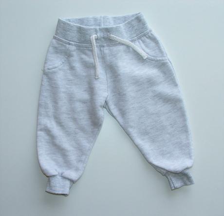 H1100 tepláky vně počesané vel. 74, primark,74