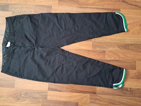 Kalhoty ke kotnikum kaffe, 42