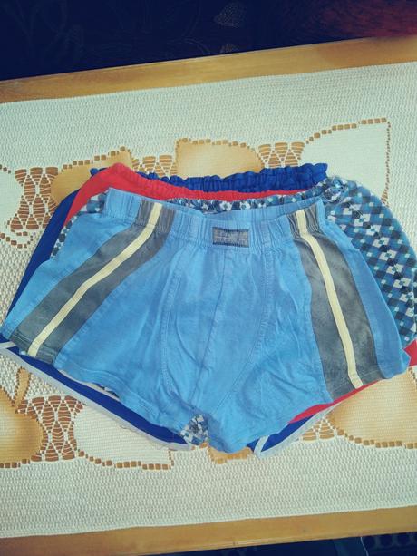 Chlapecké trenýrky, 140