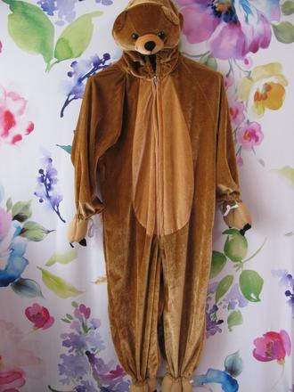 Krásný kostýmový overal medvídek,