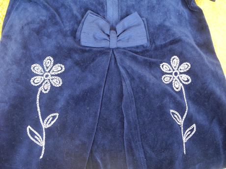 Sametové šaty, marks & spencer,86