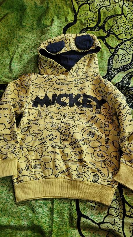 2 x mikina, kšandy a samozavazovací tkaničky, 122