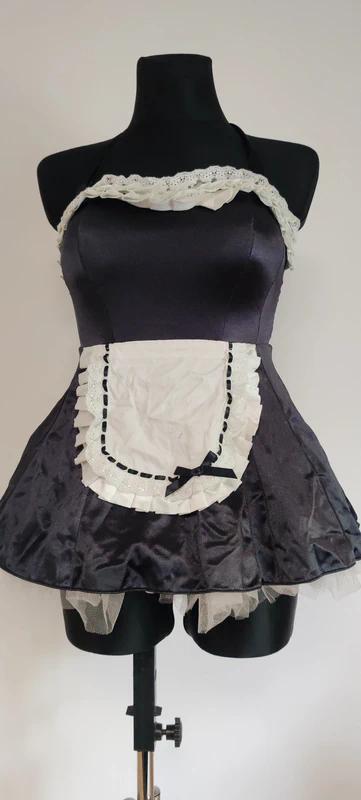 Služebná/hospodyně,