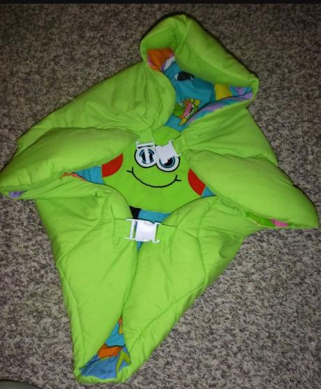 Hrací deka a mantinel do postýlky,