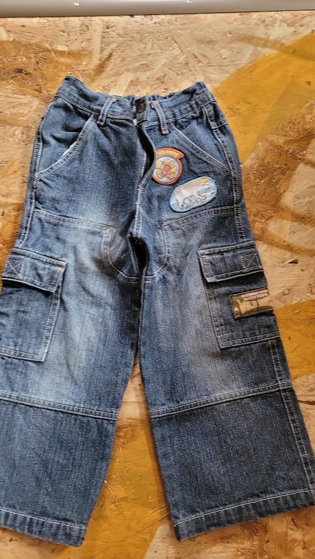 Pláťáky, rifle a 2 x triko, 86–98