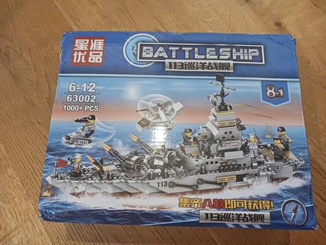 Stavebnice battleship loď.,