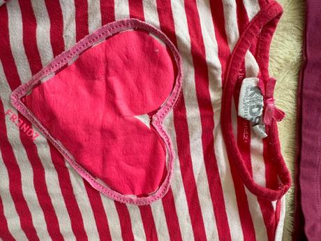 5 triček ve velikosti 110/116 divci, 104–116