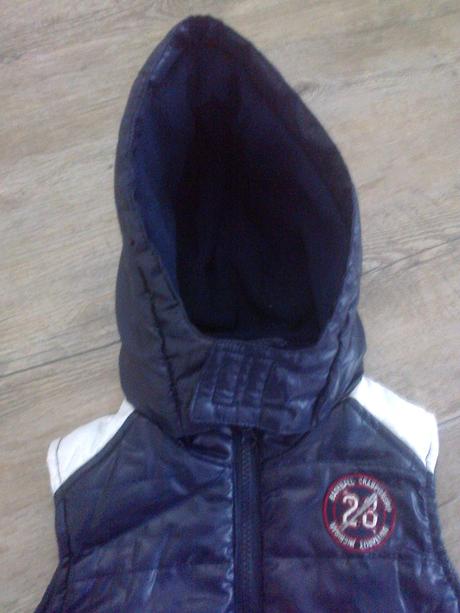 Vesta s kapucí, lupilu,92