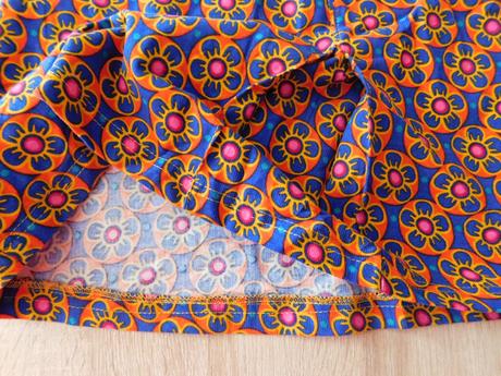 Dívčí sukně, 164