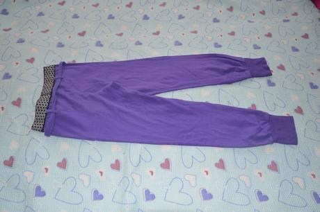 140 fialové tepláky, 140