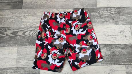 Kraťasy do spaní sob, 122