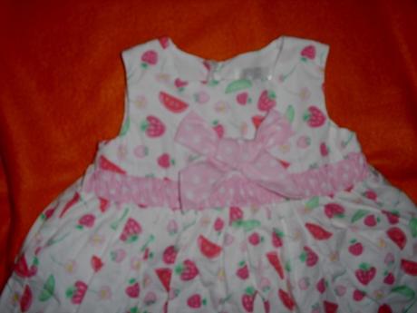 Nádherné jahůdkové šaty pro nejmenší, early days,68
