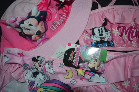 Letní set v.122,2x plavky,klobouk, disney,122