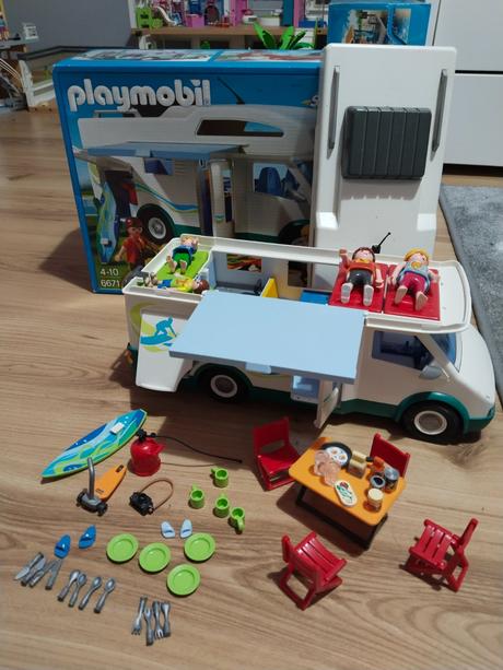 Playmobil karavan, 