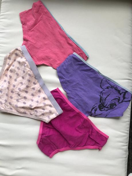 4x kalhotky, lindex,134