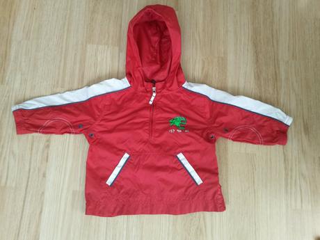 Bunda přes hlavu, 80