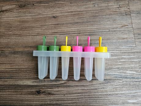 Tvořítko forma na nanuky 1x použité, nevyužijeme,