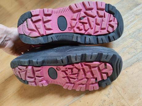 Sněhule bugga vel 35, 35