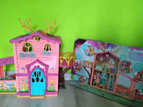 Jelení dům enchatnimals včetně panenky a zvířátka, 