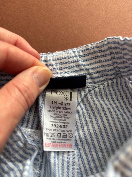 Kraťasy s proužky zn. next - v.18/24 měs., next,92