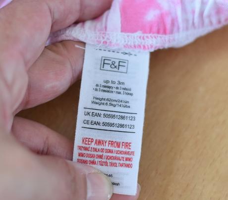 Kraťasy vel. 0 - 3 m, f&f,62