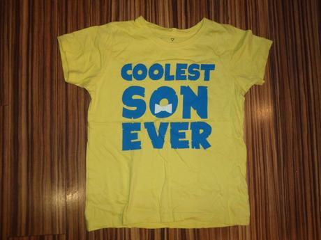 Pěkné žluté tričko s modrým nápisem, 140