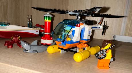 Lego city 60167 základna pobřežní hlídky,