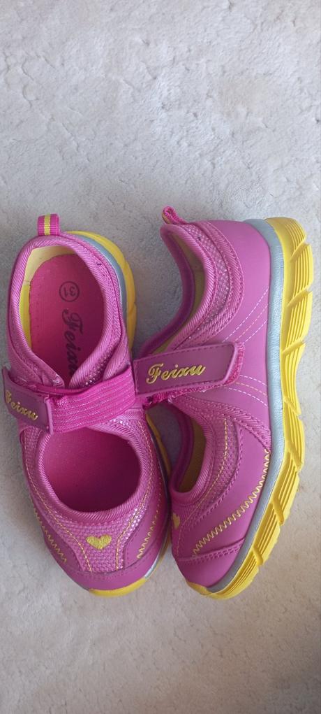 Sandálky zn."feixu" vel."31", 31