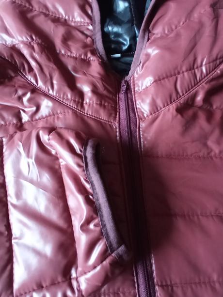 Vínovohnědá lehce vatovaná bundička, xl