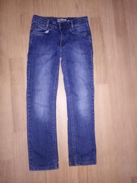 Džíny, 140