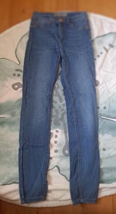 Džíny, amisu,28