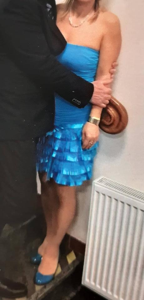 Společenské šaty, 38