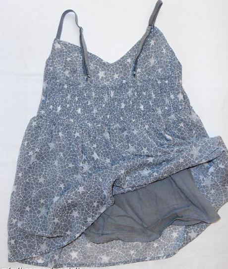 E99. lehounká, průhledná, podšitá tunika, 164