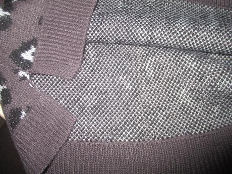 Tygrovaný svetřík 122/128, c&a,122