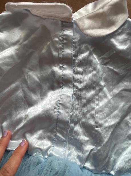 An13/ kostym alenka z říše divů - v.104,