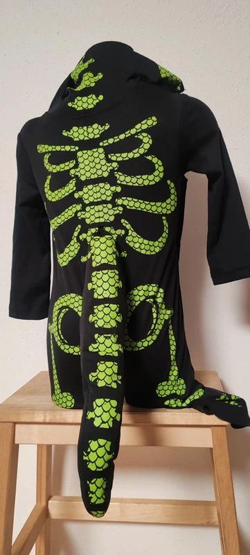 Kostlivec dinosaurus,