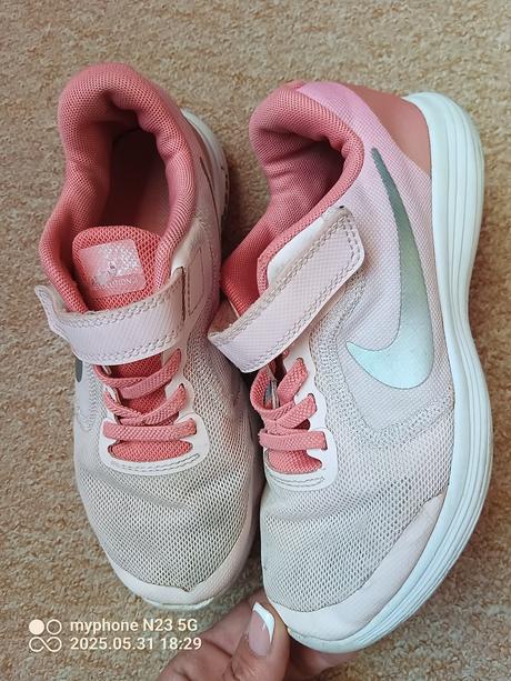 Tenisky zn."nike" vel."33", nike,33