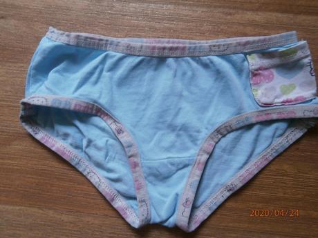 Kalhotky dívčí 2+1 zdarma,vel.110/116, 110