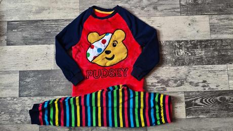 Pyžamo fleece medvídek pudsey, george,110