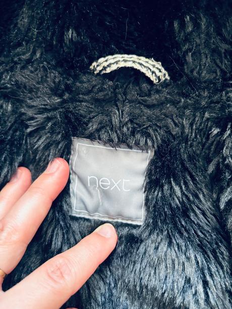 Bunda zimní next černé barvy - v.11 let, next,146