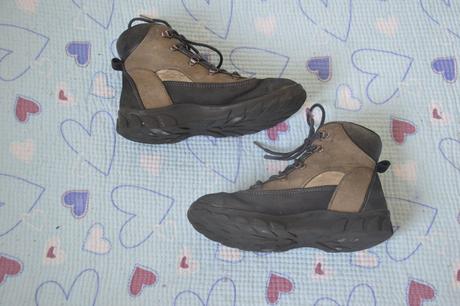 34 dzo kožené kotníkové boty pohorky, 34