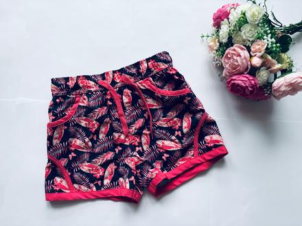 Kraťasy- v.7/8 let, mountain warehouse,128