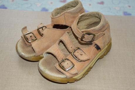 Béžové celokožené sandálky, santé,26