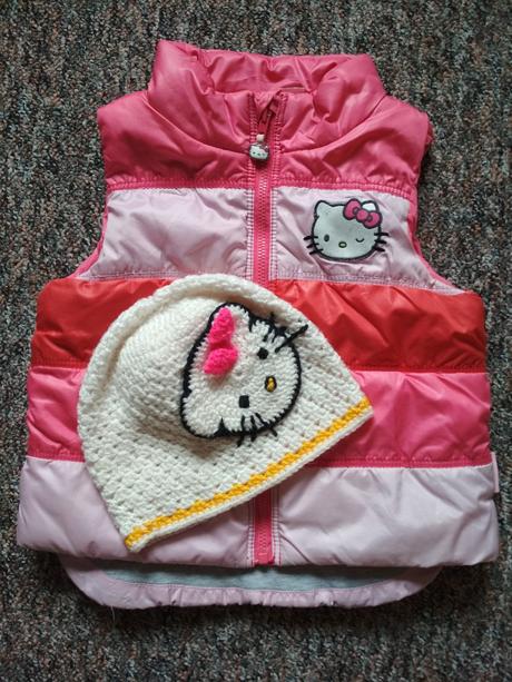 Zateplená vesta hello kitty i s čepičkou, vel. 86, h&m,86