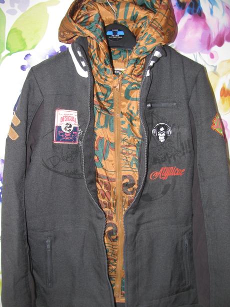 Zimní šedočerná skvělá bunda s kapucí desigual, desigual,164