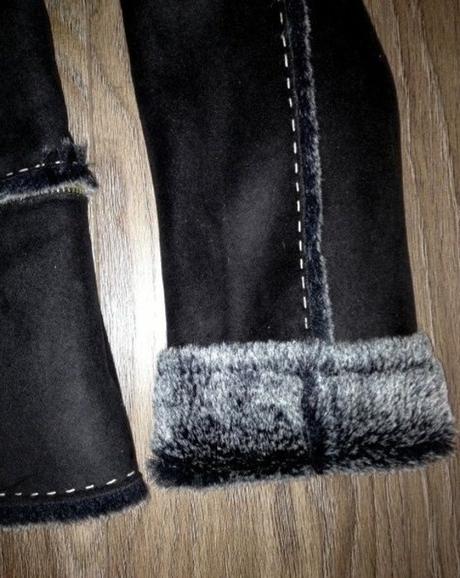 Černý kožešinový kabátek kcero, m